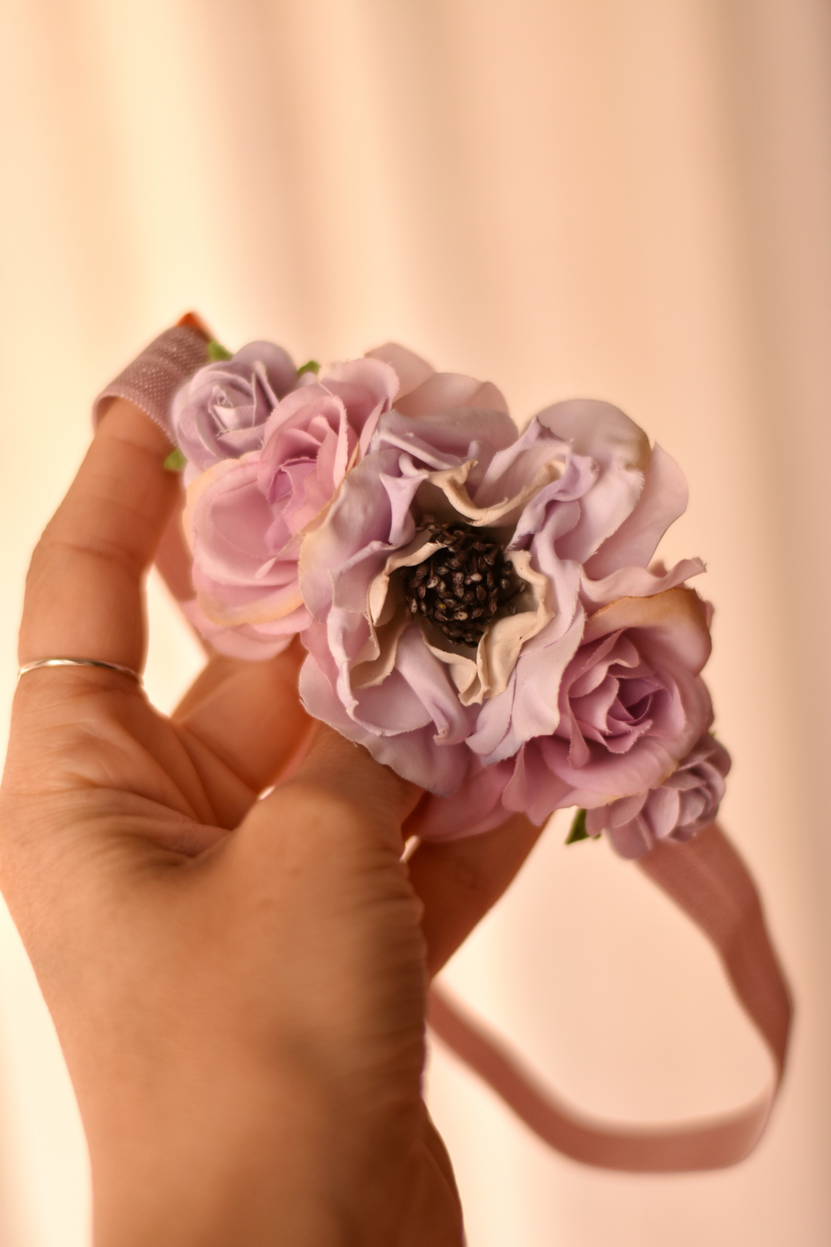 λιλά κορδέλα με παπαρούνα