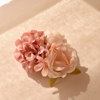 Ροζ κλιπ μαλλιών