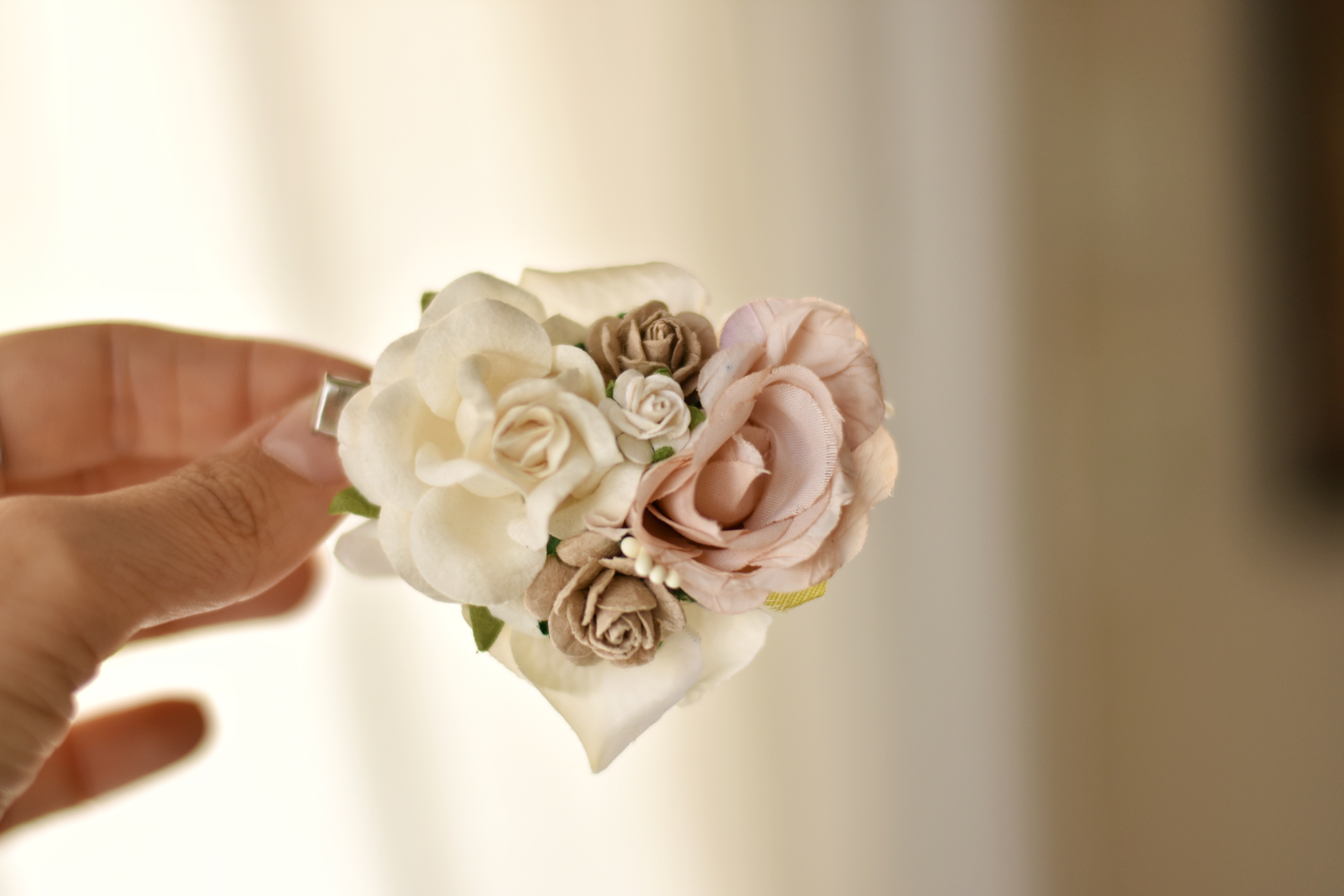 ρομαντικό κλιπ μαλλιών