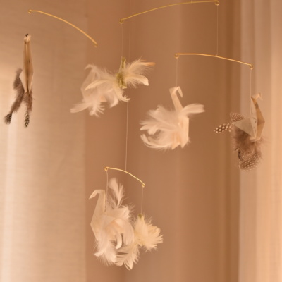 Χειροποίητο Baby Mobile Κούνιας με Origami Κύκνους