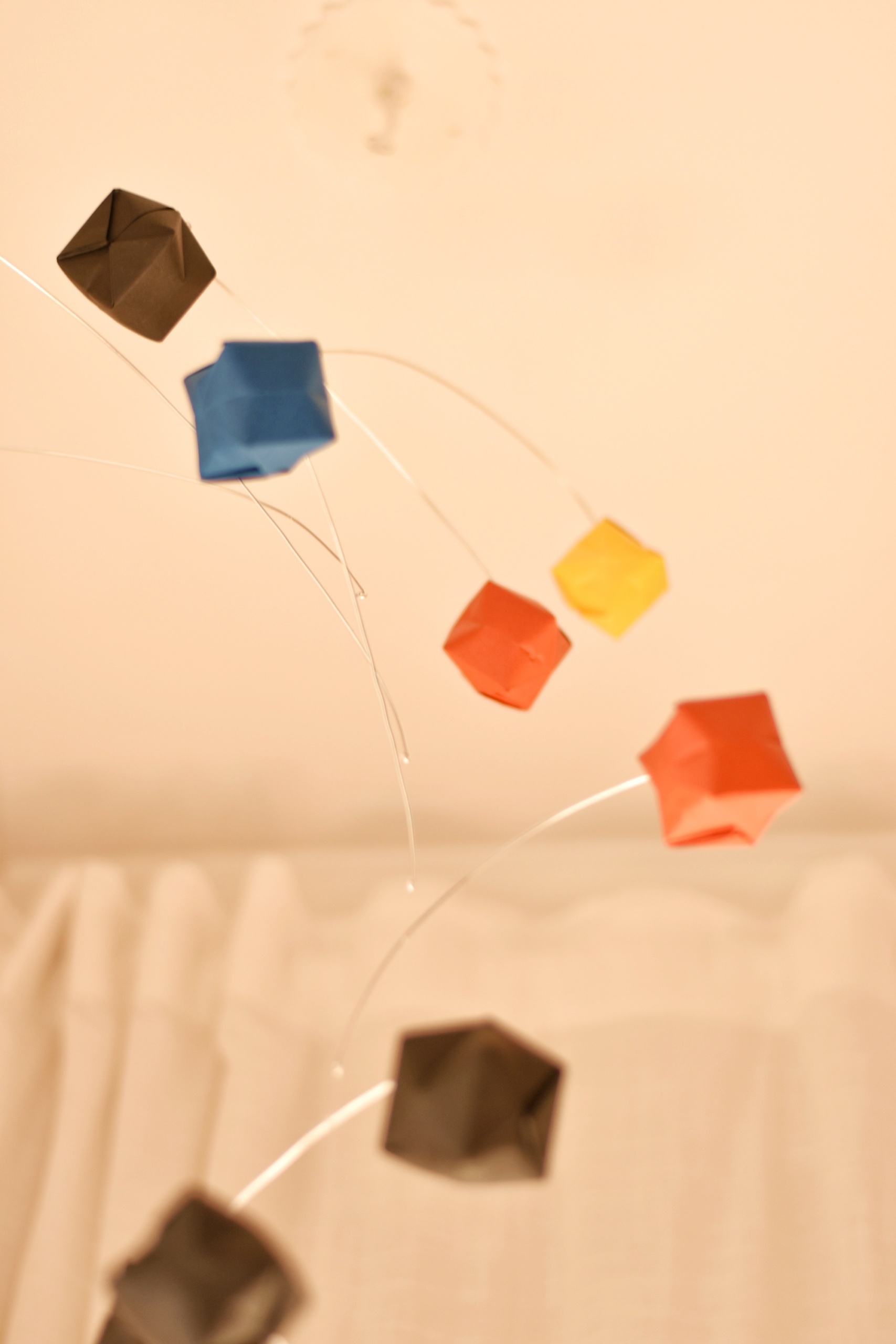 Kinetic Art Mobile "Jacquemus x Calder" - Image 4