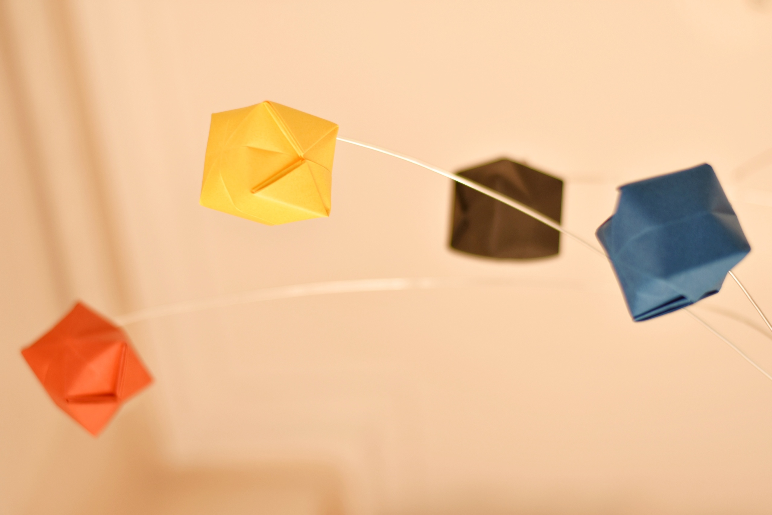 Kinetic Art Mobile "Jacquemus x Calder" - Image 3